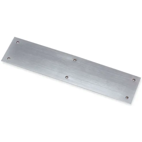 Plaques de poussée et de traction de porte