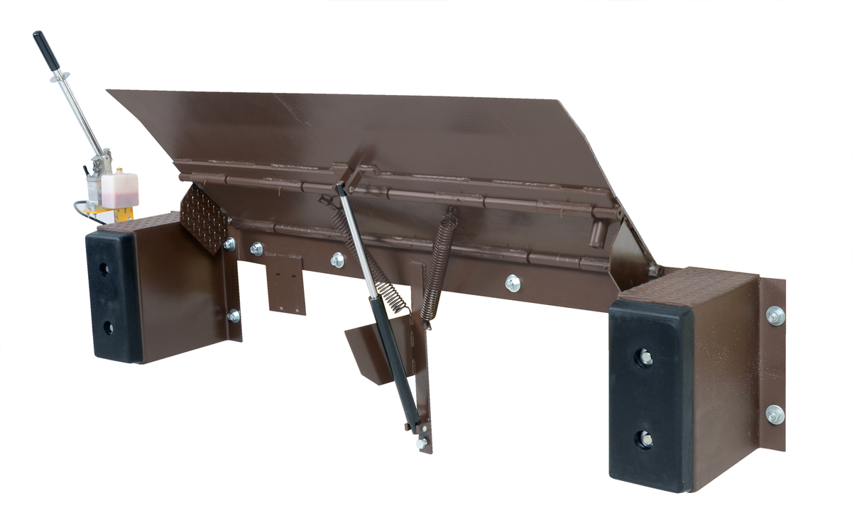 Steel Hand Pump Edge-O-Dock Leveler, 78 x 29 Inch, 20000 lb Capacity, Brown
